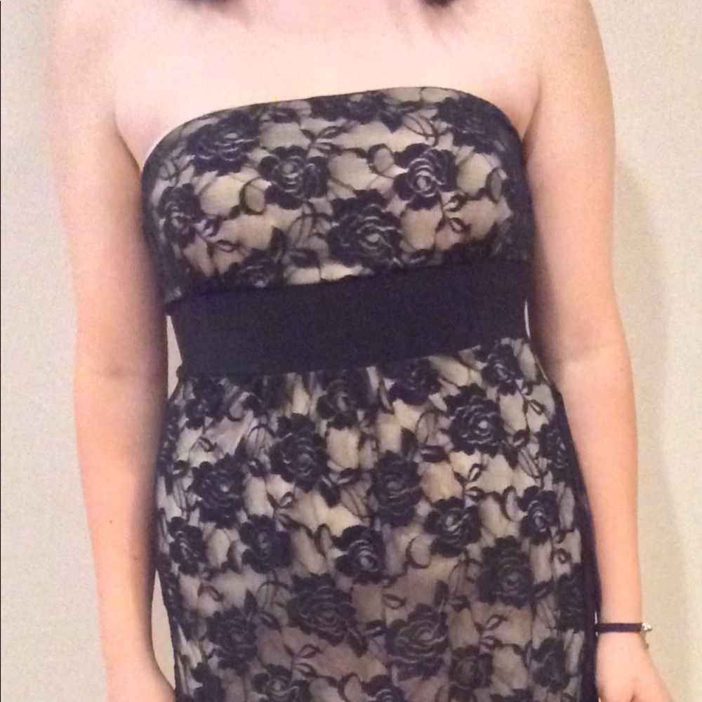 Lace dress